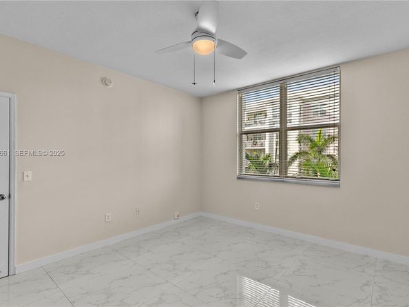 806 E Windward Way 515, Lantana FL 33462