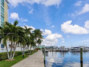 806 E Windward Way 515, Lantana FL 33462