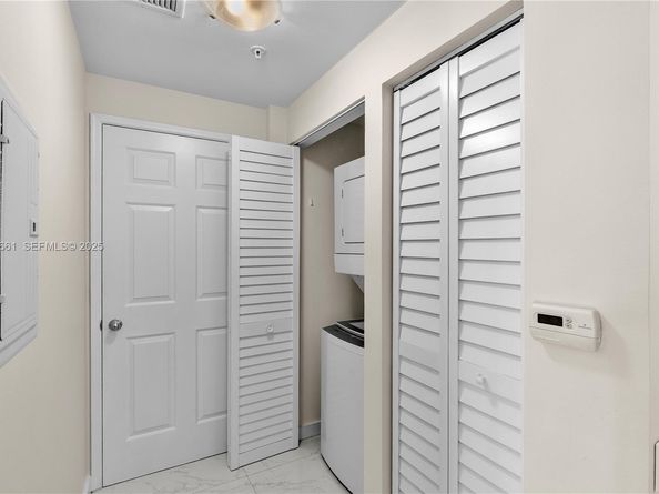 806 E Windward Way 515, Lantana FL 33462