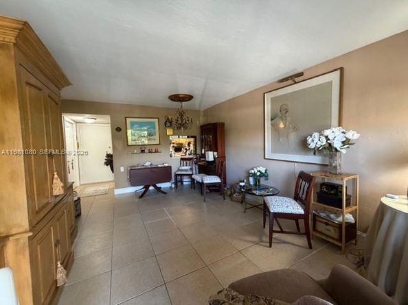 7403 SW 82nd St 212N, Miami FL 33143