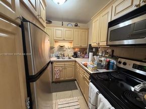 7403 SW 82nd St 212N, Miami FL 33143