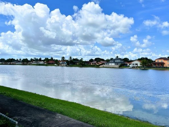 6590 SW 152nd Pl 2590, Miami FL 33193