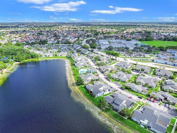 6590 SW 152nd Pl 2590, Miami FL 33193