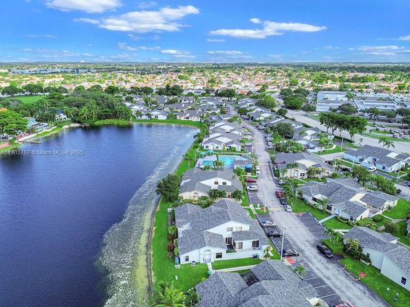 6590 SW 152nd Pl 2590, Miami FL 33193