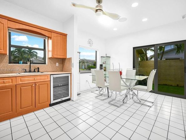 6590 SW 152nd Pl 2590, Miami FL 33193