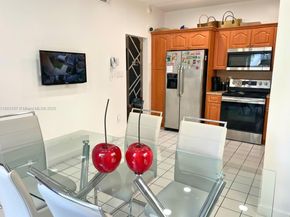 6590 SW 152nd Pl 2590, Miami FL 33193