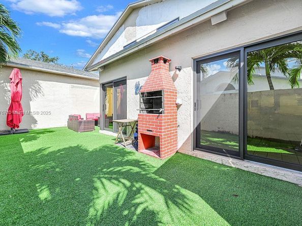 6590 SW 152nd Pl 2590, Miami FL 33193