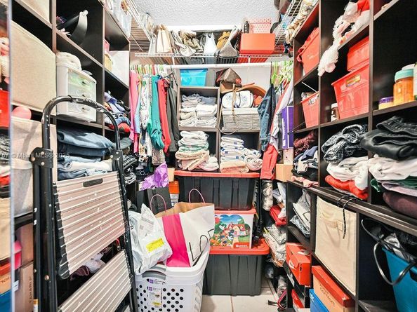 6590 SW 152nd Pl 2590, Miami FL 33193