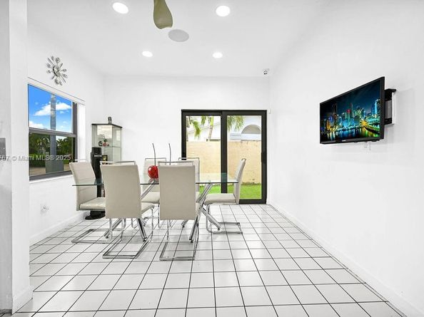 6590 SW 152nd Pl 2590, Miami FL 33193