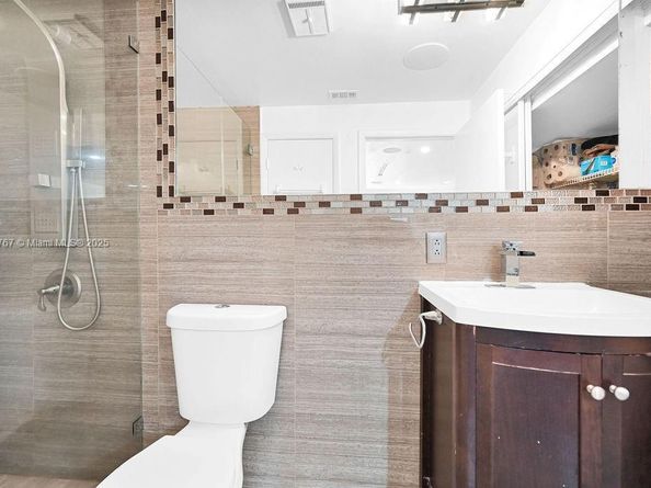 6590 SW 152nd Pl 2590, Miami FL 33193