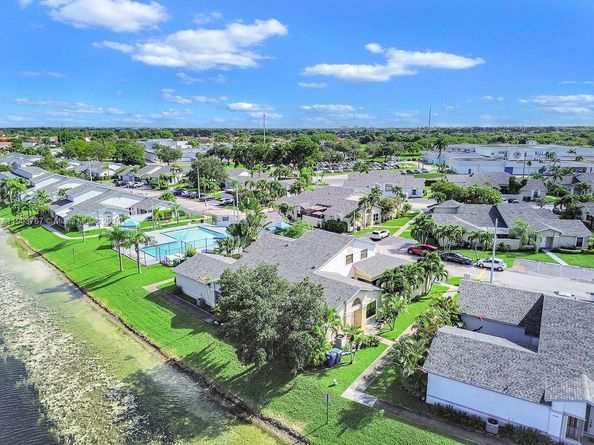 6590 SW 152nd Pl 2590, Miami FL 33193