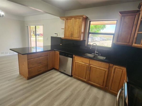 3295 NW 214th St, Miami Gardens FL 33056