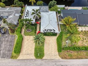 3291 NE 18th Terrace 12, Oakland Park FL 33306