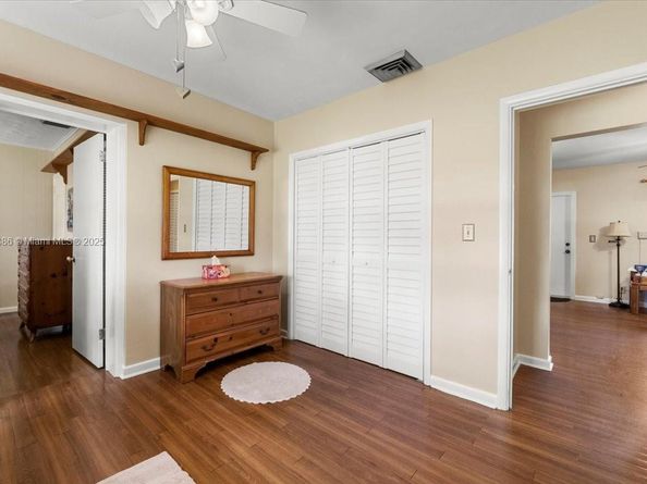 404 NE 11th Ave, Pompano Beach FL 33060