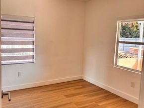 860 NW 118th St, Miami FL 33168