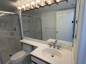 3530 Mystic Pointe Dr 1213, Aventura FL 33180