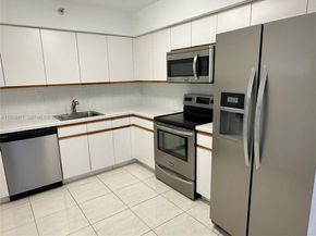 3530 Mystic Pointe Dr 1213, Aventura FL 33180