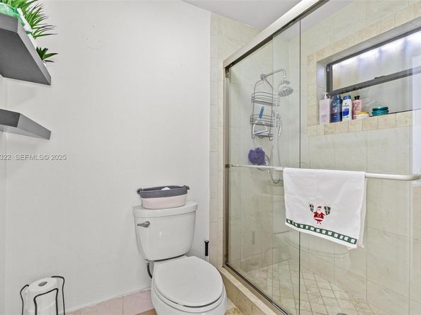 15621 SW 45th Ter, Miami FL 33185