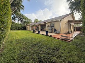 15621 SW 45th Ter, Miami FL 33185