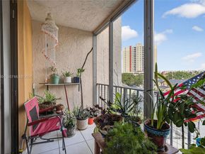 9678 Fontainebleau Blvd 410, Miami FL 33172