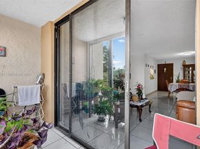 9678 Fontainebleau Blvd 410, Miami FL 33172