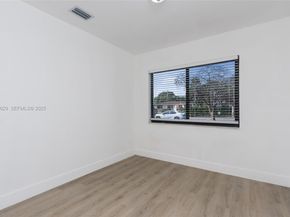 16049 NE 9th PL, North Miami Beach FL 33162