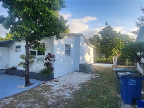 731 SW 3rd Ave, Hallandale Beach FL 33009