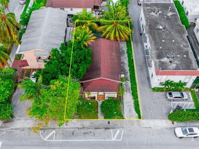 1267 NW 3rd St, Miami FL 33125