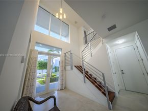 10126 NW 76th Ter, Doral FL 33178