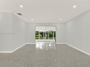 16022 SW 98th Ave, Miami FL 33157