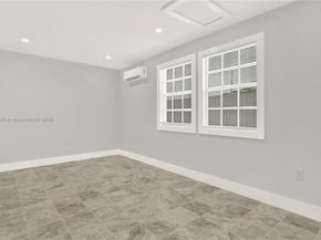 16022 SW 98th Ave, Miami FL 33157