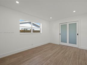 5641 NE 21st Ave, Fort Lauderdale FL 33308