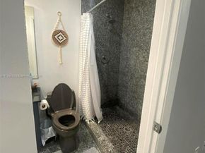 430 SE 7th St 304E, Dania Beach FL 33004