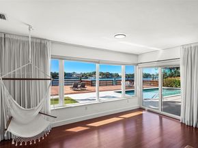 1690 Daytonia Rd, Miami Beach FL 33141