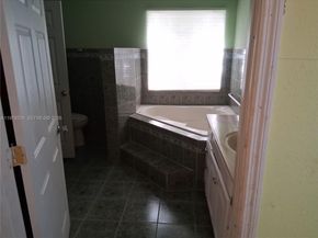 158 SW 5th St, Deerfield Beach FL 33441