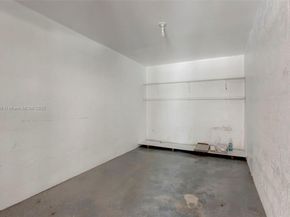 6751 Cypress Rd 306, Plantation FL 33317