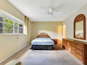 6751 Cypress Rd 306, Plantation FL 33317