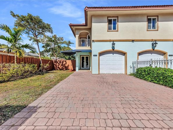 4025 SW 10th St, Miami FL 33134