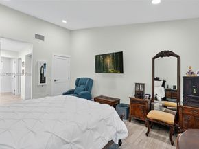 14914 SW 142nd Pl, Miami FL 33186