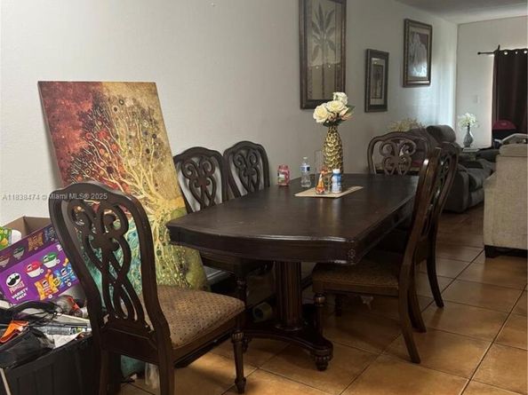 3610 NW 21st St 413, Lauderdale Lakes FL 33311