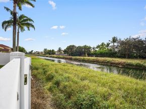 2242 NE 41st Ave, Homestead FL 33033