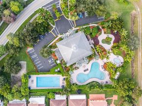 2242 NE 41st Ave, Homestead FL 33033