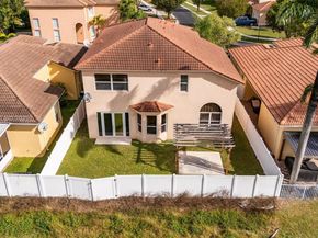 2242 NE 41st Ave, Homestead FL 33033