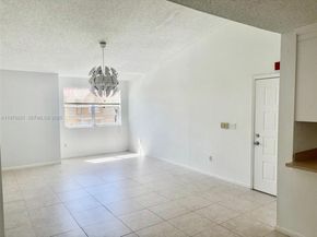 18324 NW 68th Ave H, Hialeah FL 33015