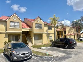 18324 NW 68th Ave H, Hialeah FL 33015