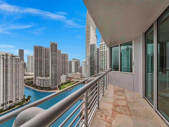 325 S Biscayne Blvd 3521, Miami FL 33131