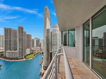 325 S Biscayne Blvd