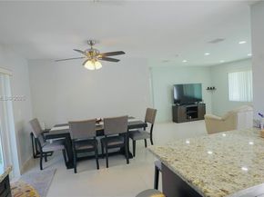 25260 SW 124th Pl, Homestead FL 33032