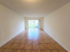 3600 NW 21st St 103, Lauderdale Lakes FL 33311