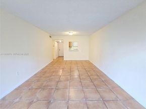 3600 NW 21st St 103, Lauderdale Lakes FL 33311